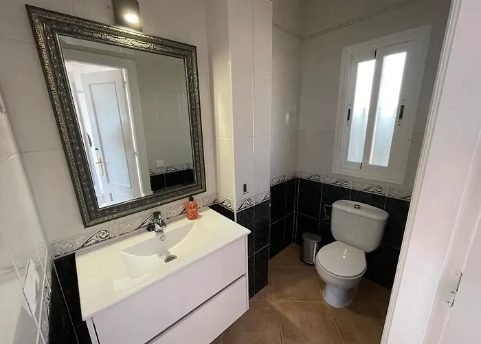 Charming In Villa Nerja